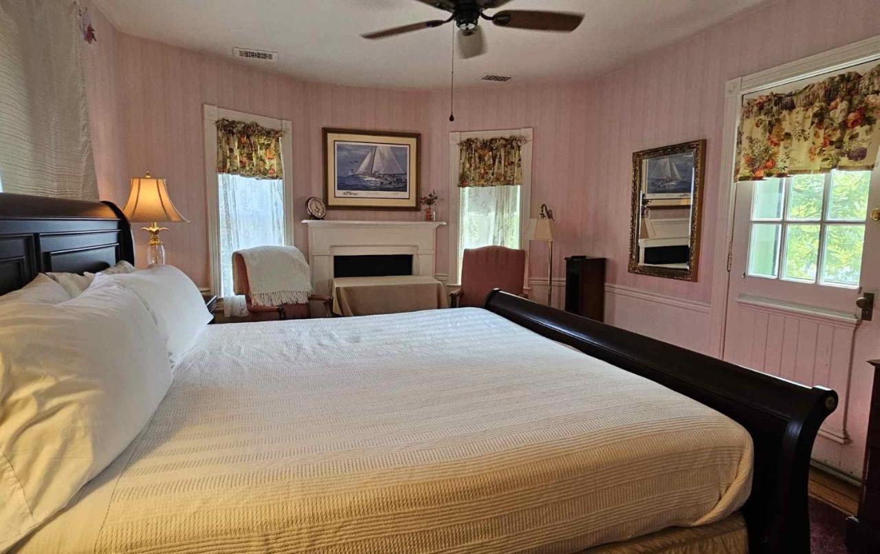 Parsonage Inn Bed And Breakfast Saint Michaels Buitenkant foto