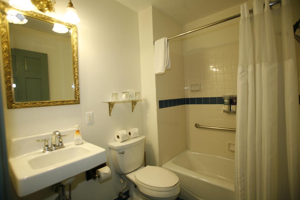 Parsonage Inn Bed And Breakfast Saint Michaels Buitenkant foto
