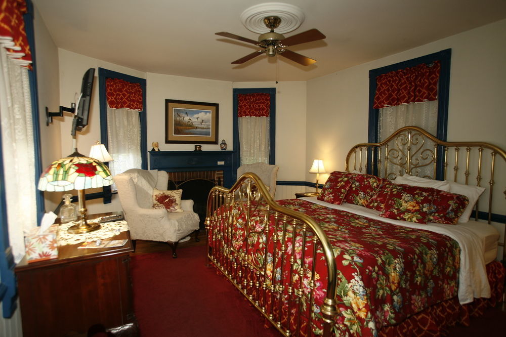 Parsonage Inn Bed And Breakfast Saint Michaels Buitenkant foto